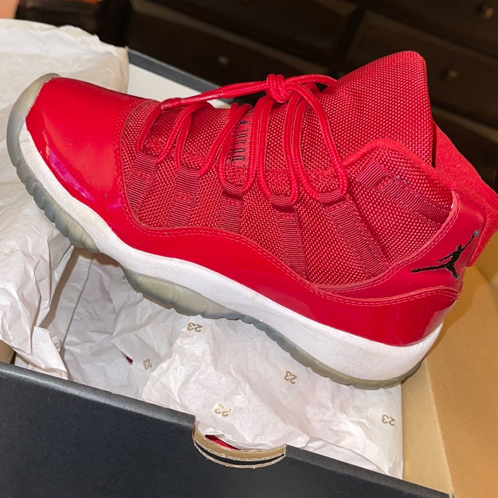Air Jordan retro 11’s